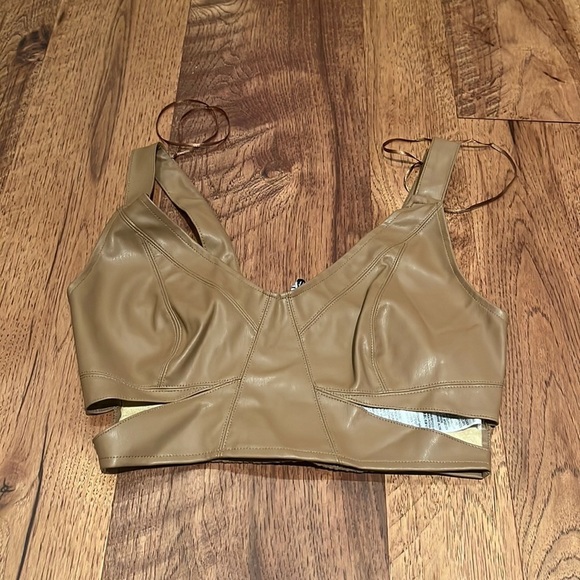 Zara Woman’s Brown Leather Crop Top Size XS - Picture 1 of 4